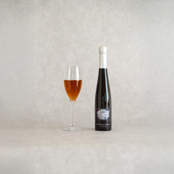 ルビー烏龍茶スパークリング